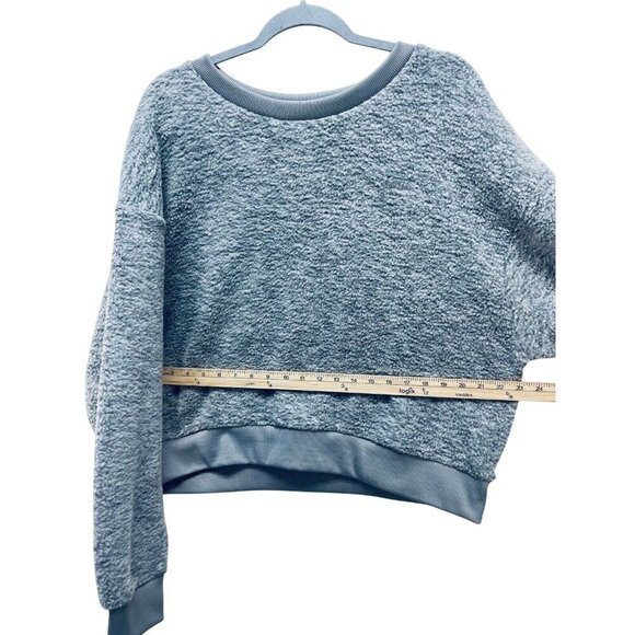 Levi's Women's Crewneck Sweatshirt Fleece Faux Fur Outdoors Gray Size XL - Picture 8 of 8